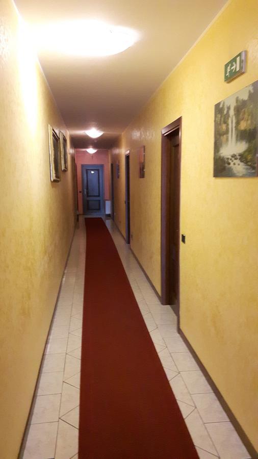 Hotel Armida Castenedolo ภายนอก รูปภาพ