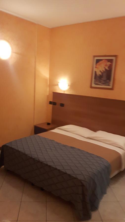Hotel Armida Castenedolo ภายนอก รูปภาพ